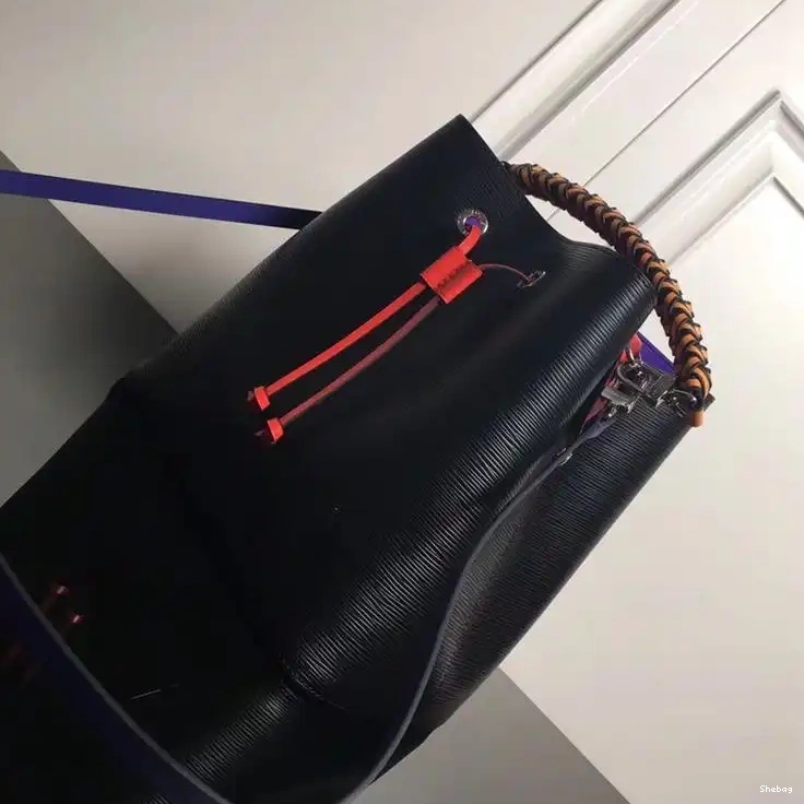 Bags LV 19B570367 0809